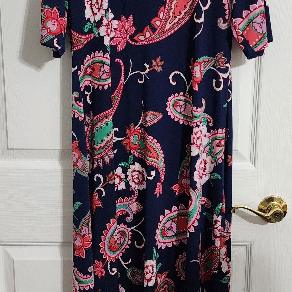 Elegant Floral Paisley Maxi Dress